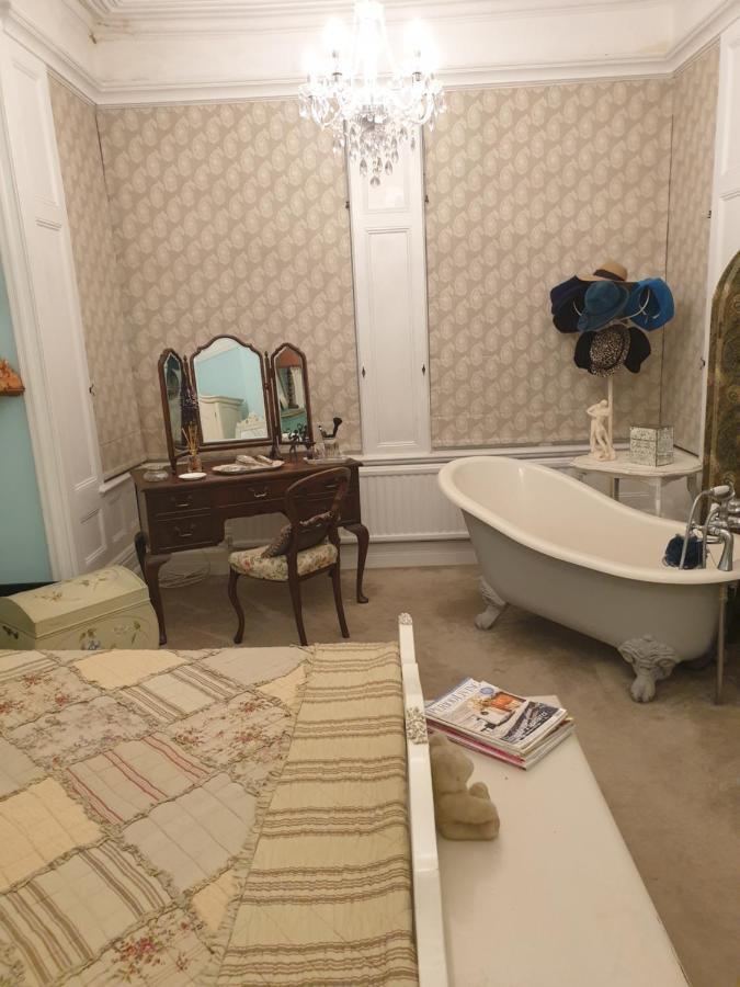 Judy'S B&B Private Home カーディフ エクステリア 写真