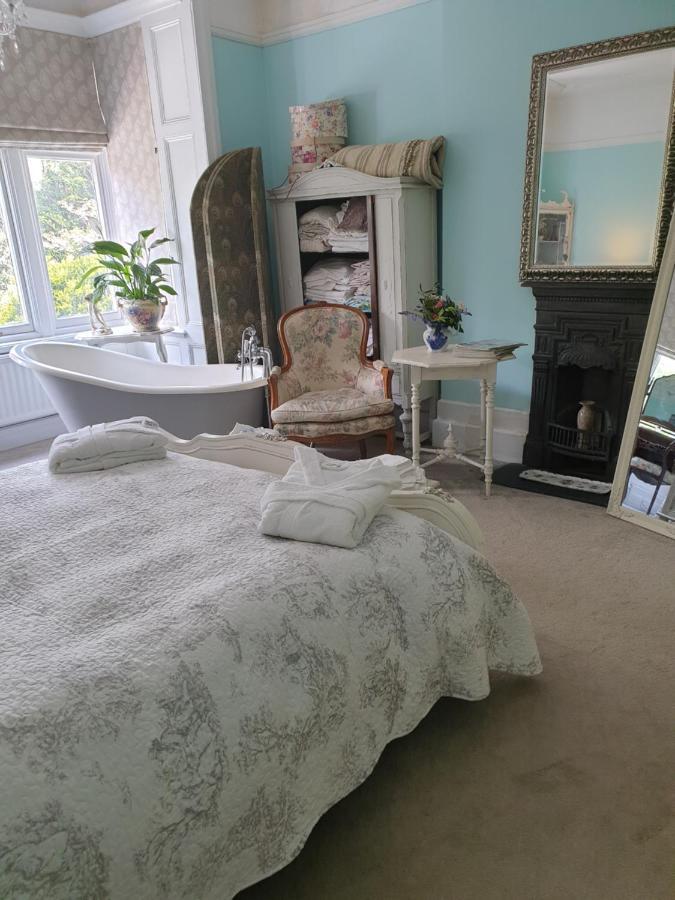 Judy'S B&B Private Home カーディフ エクステリア 写真