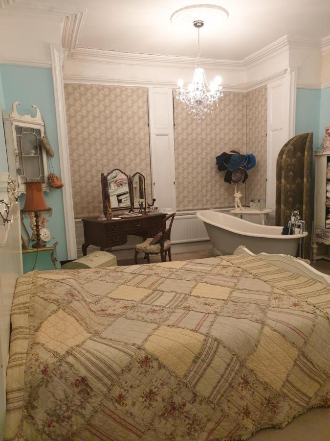 Judy'S B&B Private Home カーディフ エクステリア 写真