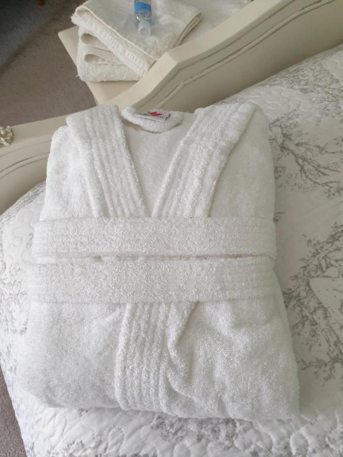 Judy'S B&B Private Home カーディフ エクステリア 写真