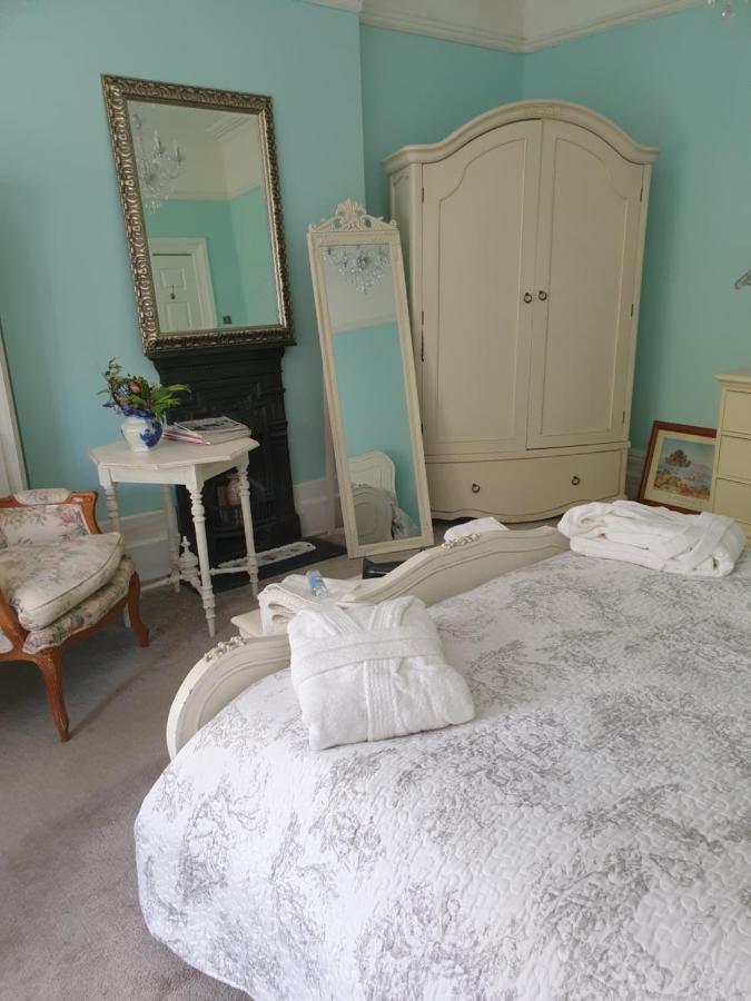 Judy'S B&B Private Home カーディフ エクステリア 写真