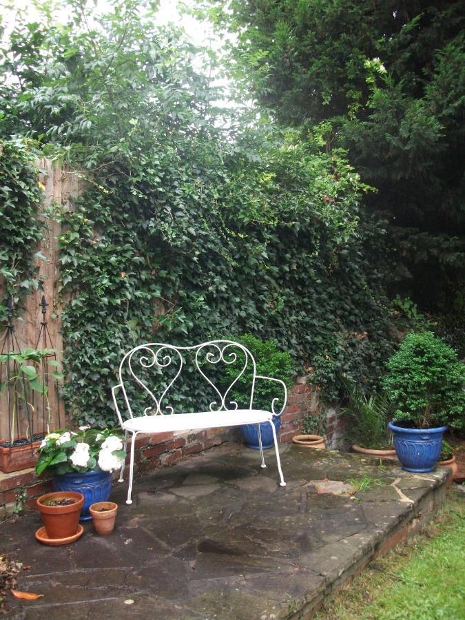 Judy'S B&B Private Home カーディフ エクステリア 写真